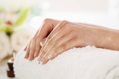 İyi manikürlü tırnaklar 