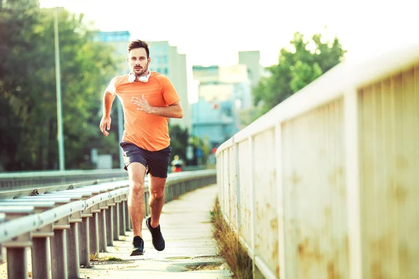 Man is jogging — Stock Photo, Image