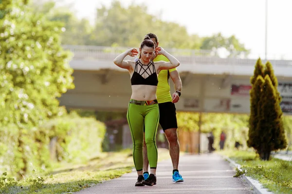 Mutlu çift egzersiz