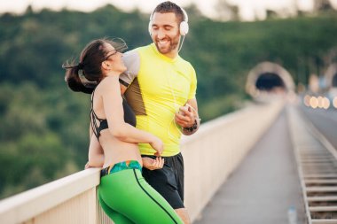 Mutlu çift egzersiz