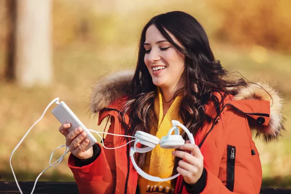 Parktaki Güzel Kadın