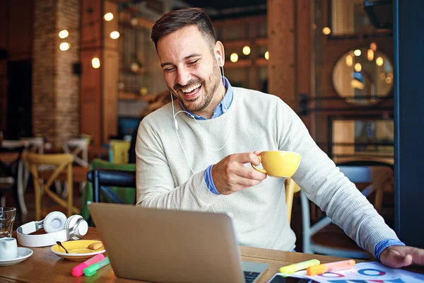 Çalışma serbest iş