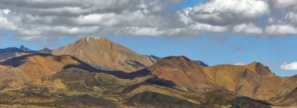 Tibet Eşsiz Çeşitli Doğal Manzaraları — Stok fotoğraf