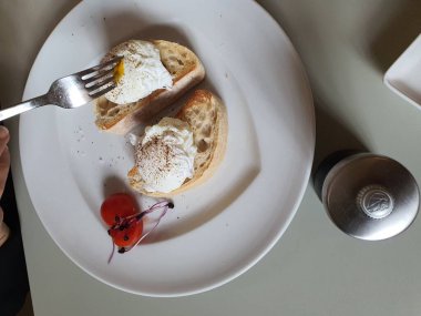 Sağlıklı bir kahvaltı.