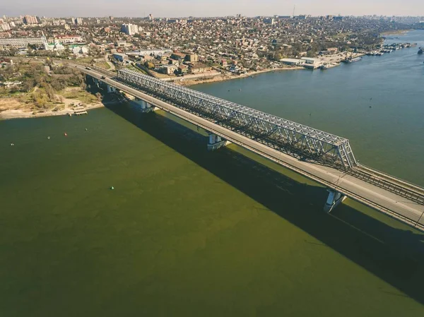 Landschaft der Brücke über den Fluss Don. — Stockfoto