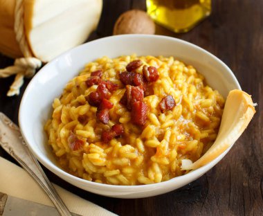 Risotto kabak ve pastırma ile 