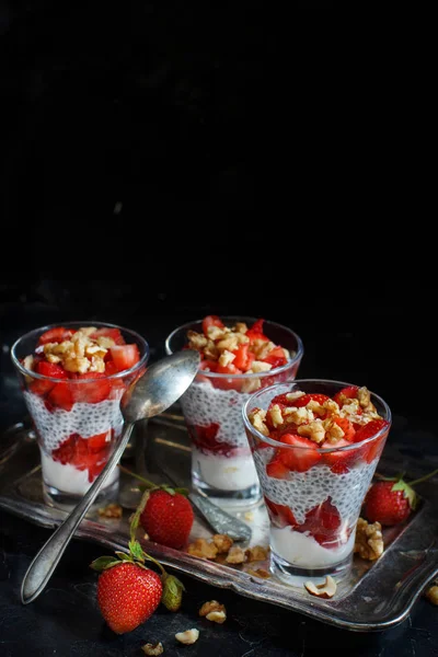 Chia pudink jahodový parfait — Stock fotografie