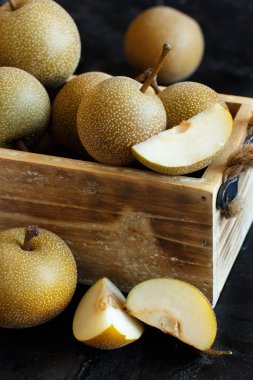 Nash'e armut ağaç on