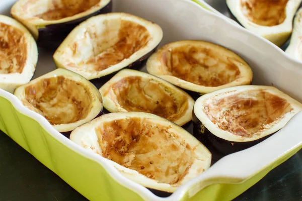 Arka Tepsi önce patlıcan ovened