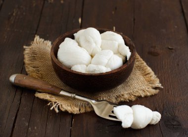 İtalyan peynir mozzarella nodini 