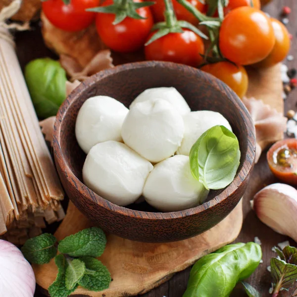 İtalyanca pişirme malzemeleri