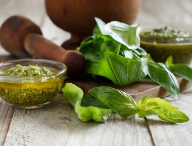 fesleğen pesto sos 