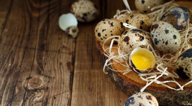 Bıldırcın yumurtaları.