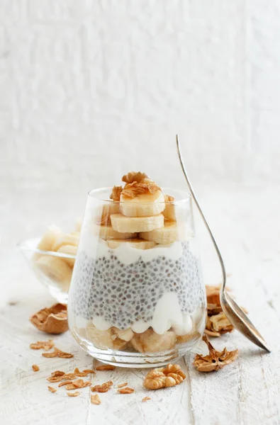Chia pudding parfait à la banane — Photo