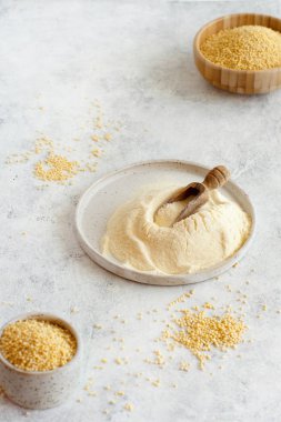 Hulled darı unu ve tahıl