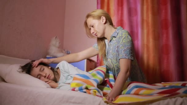 сладкая измена. отчим спящую дочь. отчим и несовершеннолетняя падчерица. отчим спящую дочь. отчим спящую дочь.