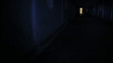 Yıkıldı evin içinde çalışan