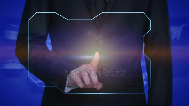 Технологическая концепция - бизнесмен нажимает кнопку наушников на виртуальных экранах — стоковое видео
