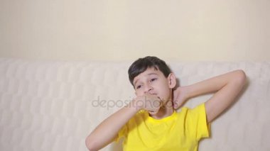 Çocuk onun çivi obsesif-kompulsif bozukluk, çocuk psikolojisi ısırma