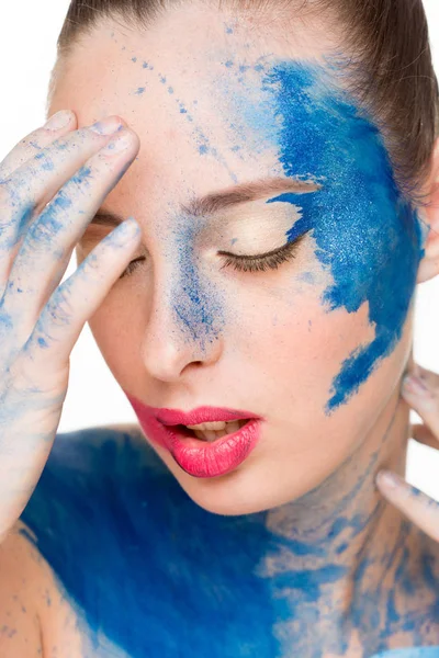 Uma mulher linda. pintura a cores maquilhagem , — Fotografia de Stock