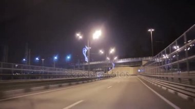 Gece otomatik değişim arabayı hareket.