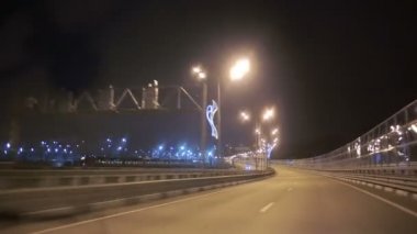 Gece otomatik değişim arabayı hareket.