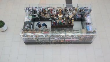 Hediyelik eşya dükkanı süpermarket. Nargile, yukarıdan görünüm