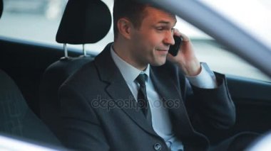 Telefonda küfür işadamı Araba,.