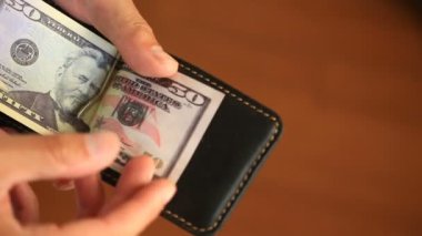 Mens tutuşun dolar para klipsi