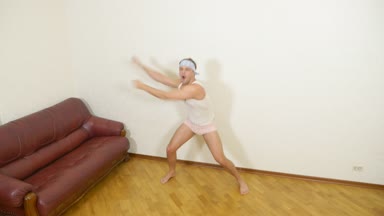 yetişkin adam dansları evde, 4k