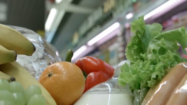 Харчової корзини крупним планом — стокове відео