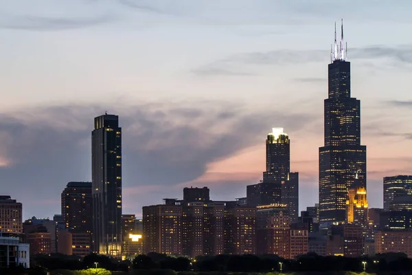 Gyönyörű Kilátás Chicago Városára Alkonyatkor Illinois Usa — Stock Fotó