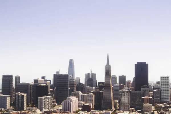 Bella vista sullo skyline di San Francisco di giorno, California, USA — Foto Stock