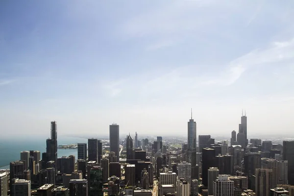 Widok z powietrza na panoramę Chicago w dzień, Illinois, Usa — Zdjęcie stockowe