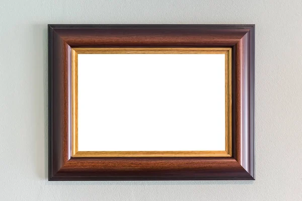 Fotorahmen aus Holz hängen an der Wand. Inneneinrichtung — Stockfoto
