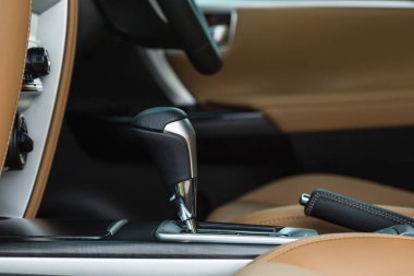 Modern araba iç, dişli odaklanmak detay