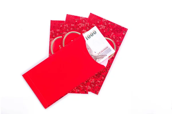 Китайська червоний конверт використання в китайський новий рік свято на білому. — стокове фото