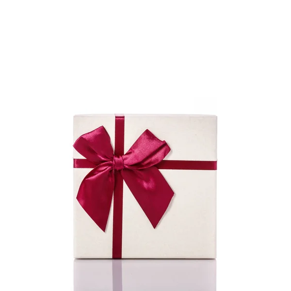 New color gift box with ribbon. Studio shot isolated on white — Stock Photo, Image