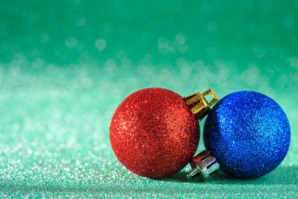 Christmas and New Year Background. Blue and Red Christmas Ball o — Stock Photo, Image