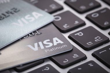 Phuket, Tayland - 3 Eylül: Makro kredi kartı, Visa kart. Seçici odak. Stüdyo Phuket 3 Eylül 2017 üzerinde vurdu..
