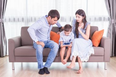 Beyaz aile durum ciddi. Babam ve annem arıyor