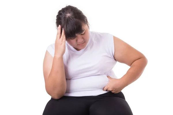 Gorda asiática mujer usar blanco camiseta preocupado acerca de su cuerpo tamaño —  Fotos de Stock