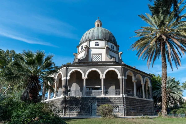İsrail 'deki Celile Denizi' nin üzerindeki Güzellikler Dağı 'ndaki Güzellikler Kilisesi..