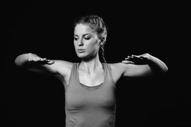 genç kadın egzersiz