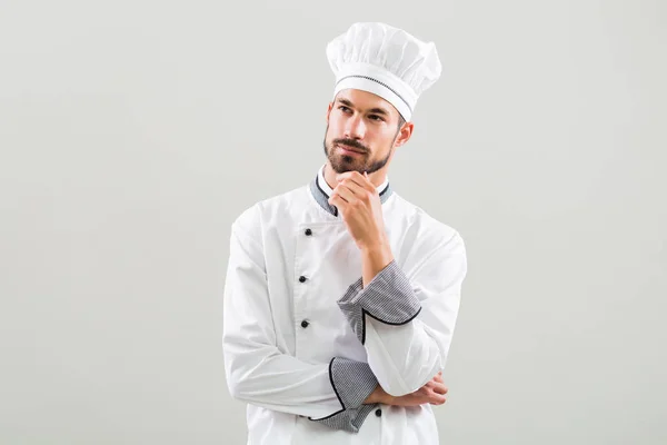 Šéfkuchař, přemýšlíte, co uvařit — Stock fotografie
