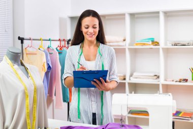 Terzi Atölyesi'nde çalışma