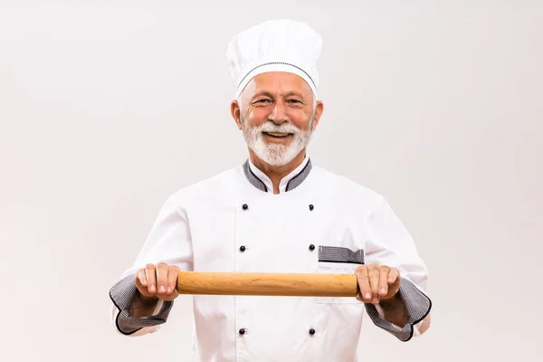 Portret Van Senior Chef Kok Met Deegroller Grijze Achtergrond — Stockfoto