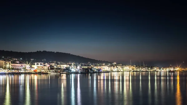 Prachtige Lange Blootstelling Nachtlandschap Van Argostoli — Stockfoto