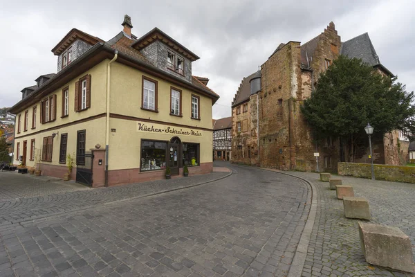 Straßenansicht einer mittelalterlichen Stadt Büdingen — Stockfoto