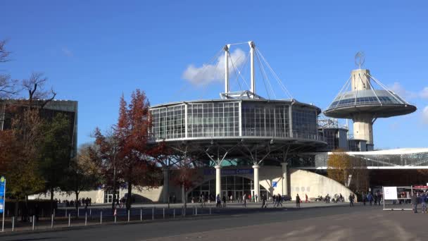 Hannover, Alemanha - 17 de novembro de 2017: The Hanover Fairground — Vídeo de Stock